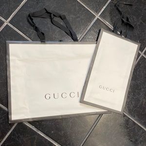 Gucci shopping bags (2 count)